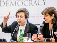 "Warszawski Dialog na rzecz Demokracji"