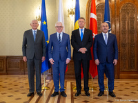 Minister Jacek Czaputowicz na spotkaniu z szefami dyplomacji Rumunii i Turcji w Bukareszcie